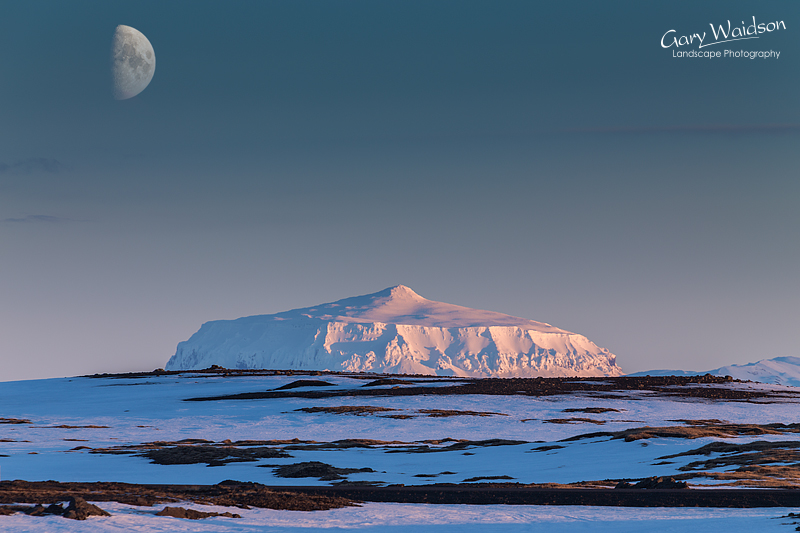 Icelandic-Moonrise - Photo Expeditions -  Gary Waidson - All Rights Reserved